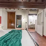 Wine Apartments Florence Ciliegiolo